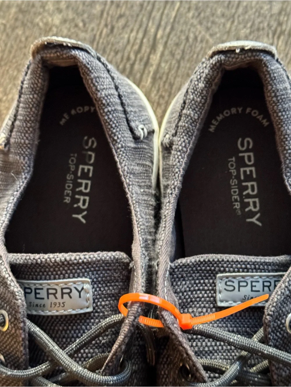 Sperry Top-Sider Bodie Men’s Dark Canvas Lace-Up Boat Shoes with White Sole 6M